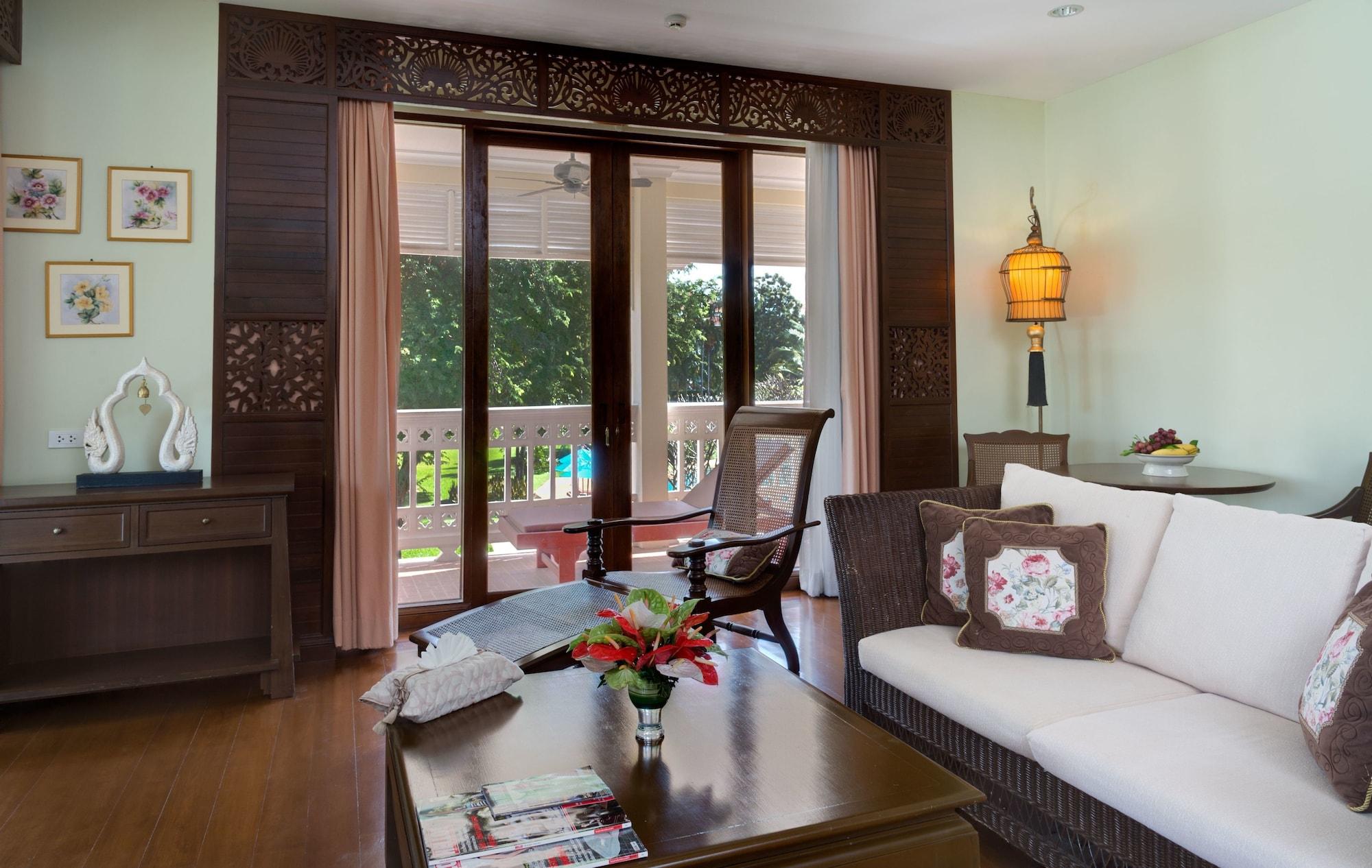 Resort Dheva Mantra 5*